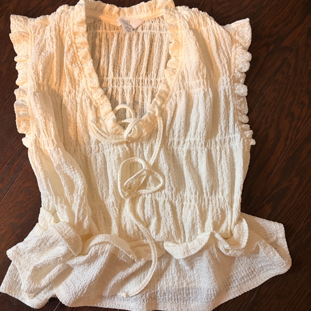 Time and Tru Cream Textured Peasant Top with Front Tie